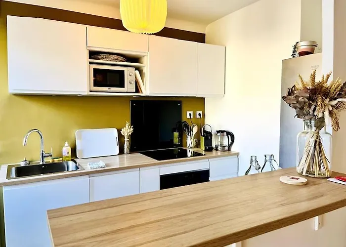 Le Chateaulin 2pers Parking Nantes